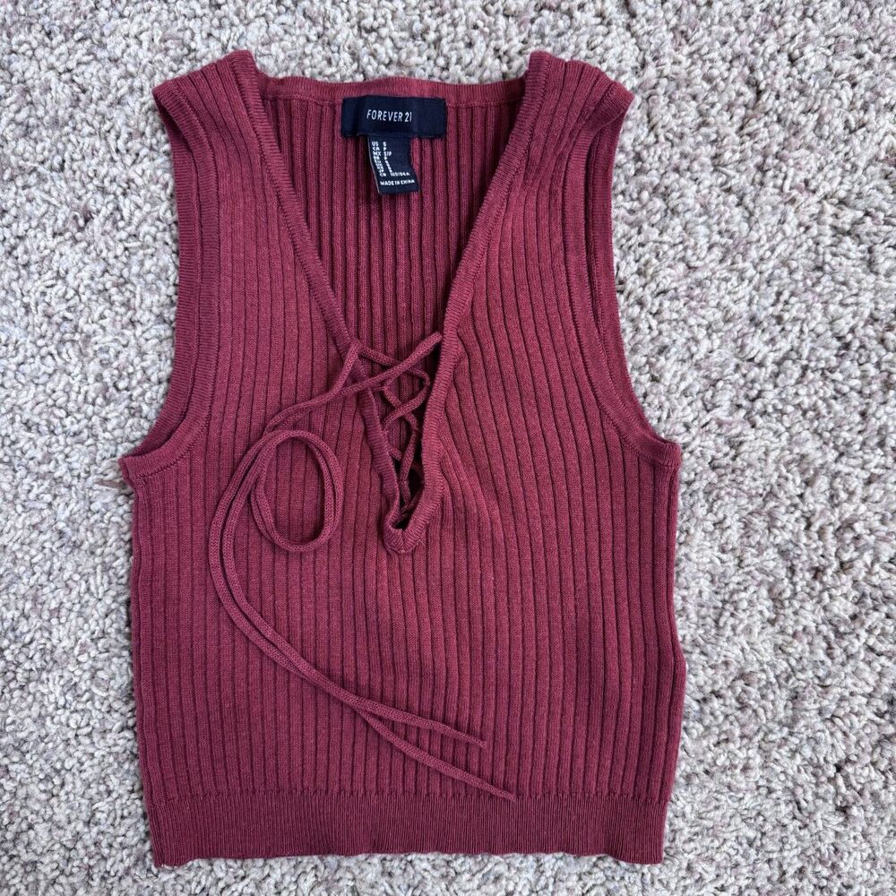 Forever 21 women size small tank shirt F21